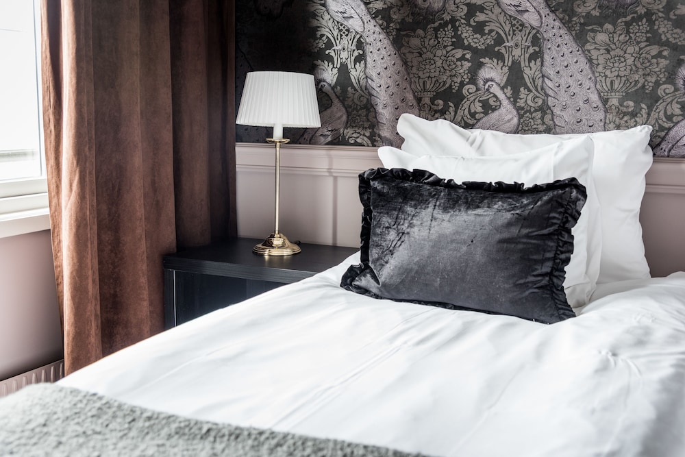 Classic Twin Room, 2 Twin Beds (Spa is not included) photo 1