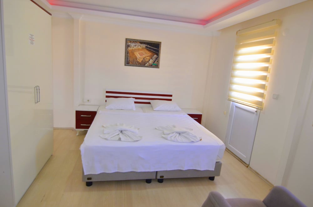 Superior Apartment, 1 Bedroom, Non Smoking, City View