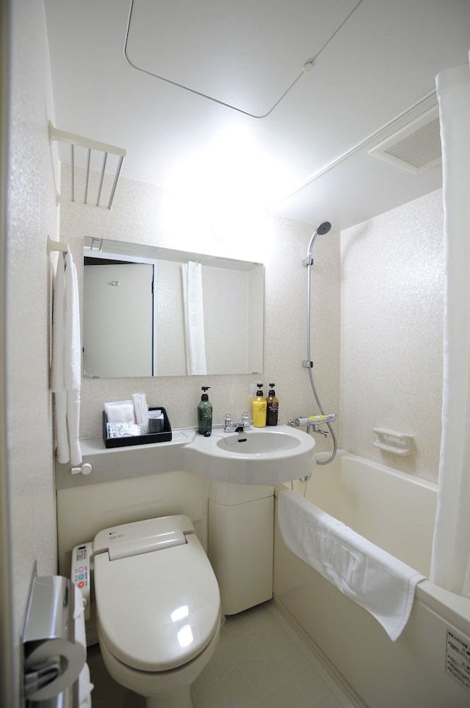 Single Room, Non Smoking - Photo 47
