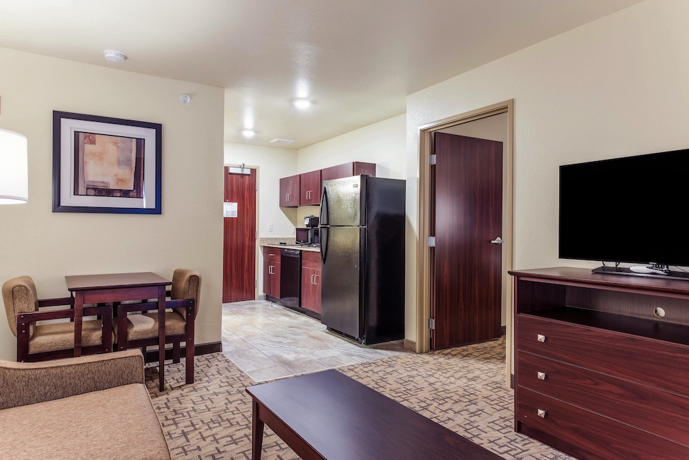 Suite, One King Bed with Sofa bed, Non Smoking photo 1