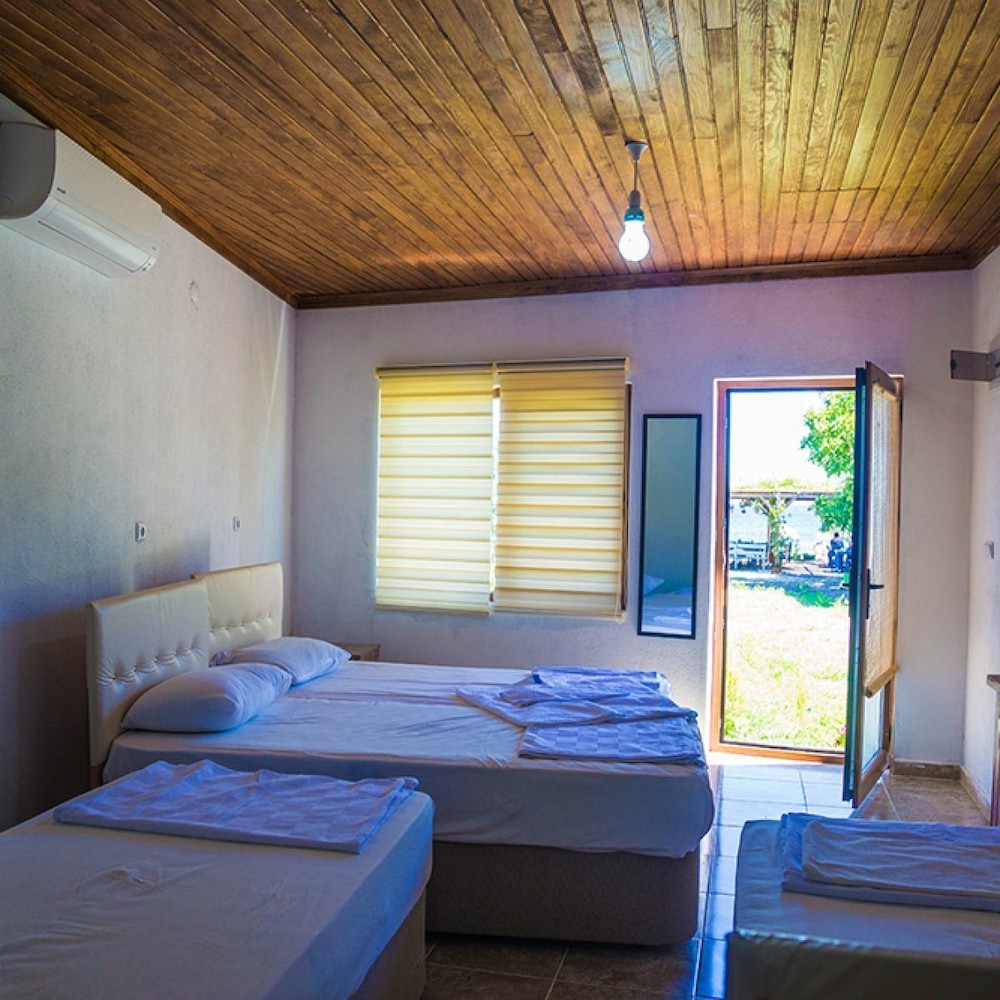 Standard Quadruple Room photo 1