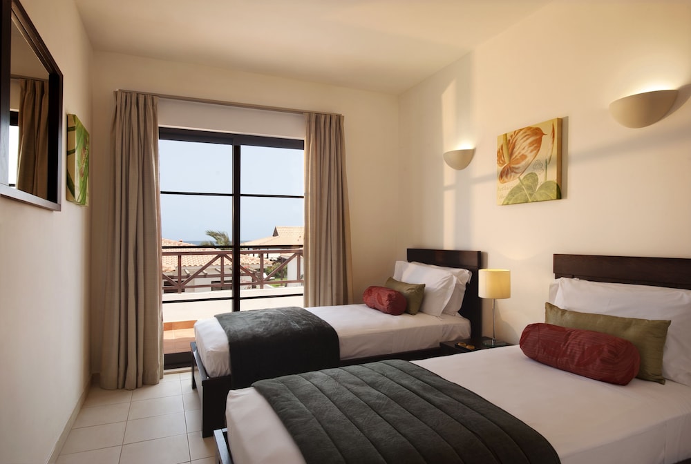 Villa, 4 Bedrooms, Private Pool - Photo 2