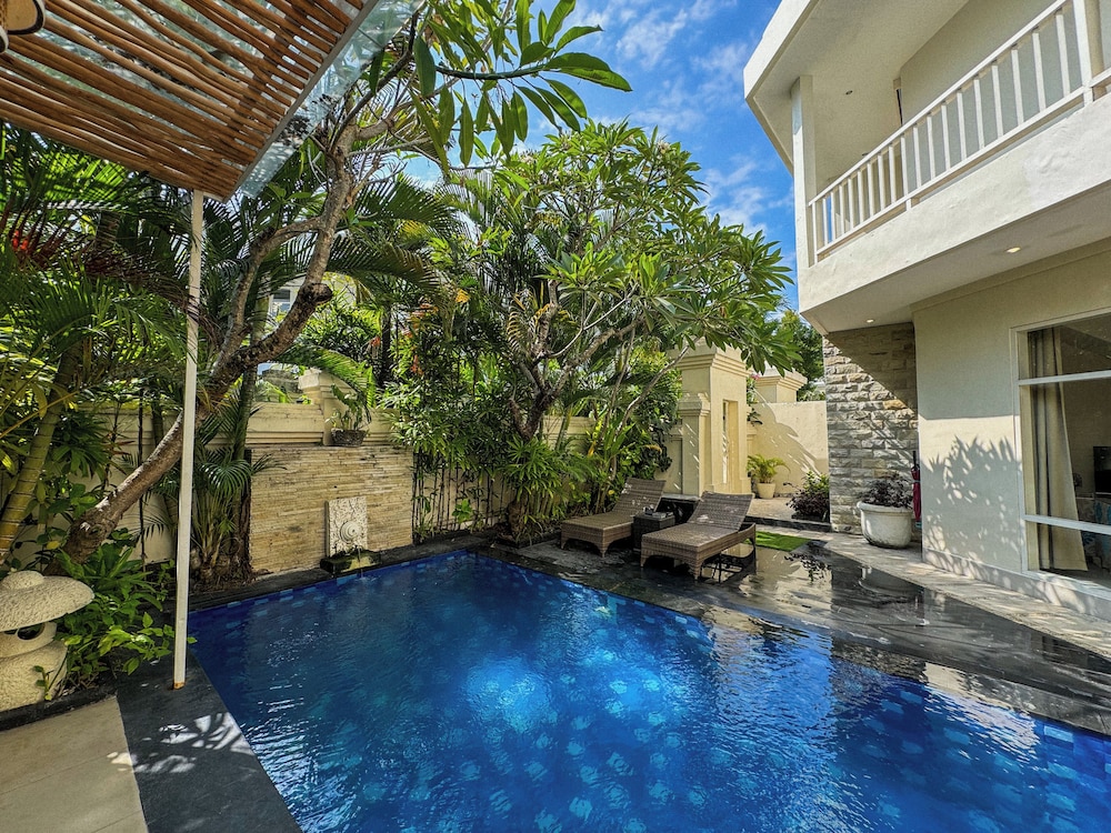 Family Villa, 3 Bedrooms, Private Pool photo 2