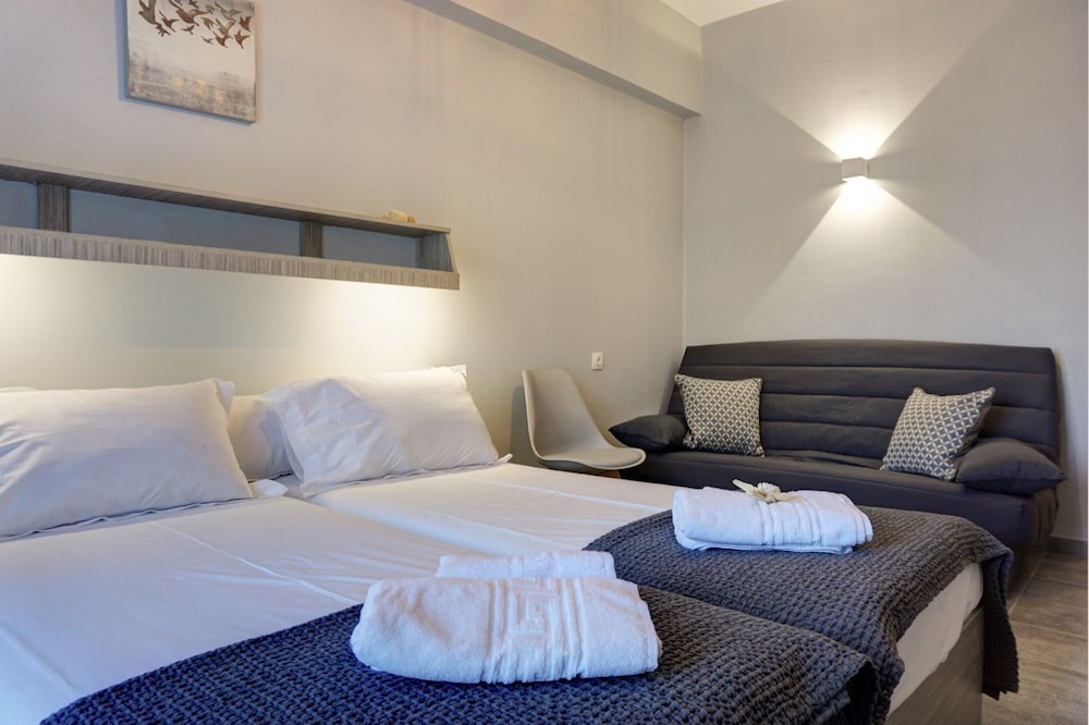 Triple Room (Luxe)