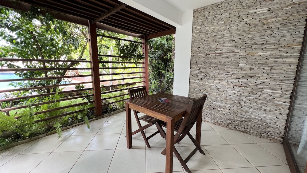 Premier Studio Suite, 1 Bedroom, Garden Area photo 1