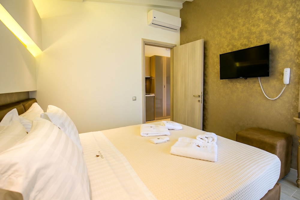Deluxe Suite (202) photo 2