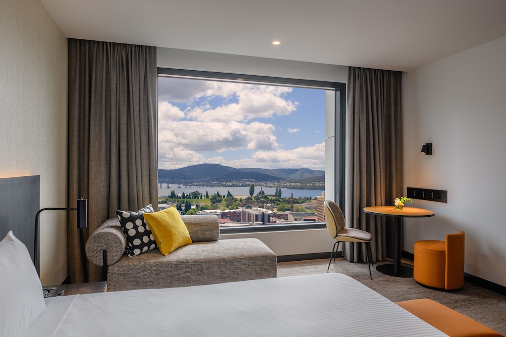 Deluxe Room, 2 Double Beds, Harbor View - Photo 5