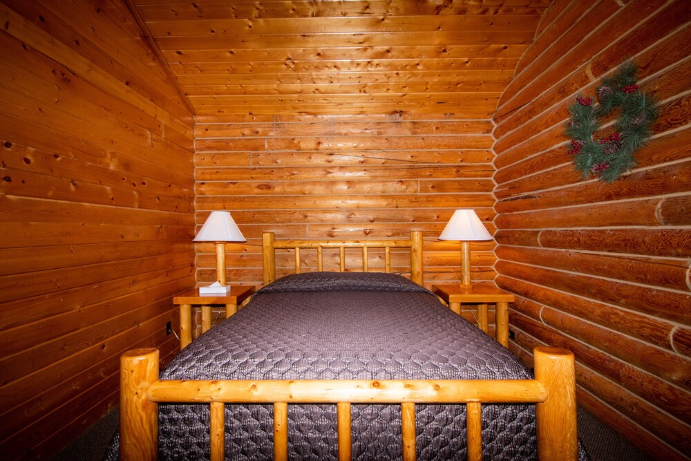 Cottage, 1 Bedroom, Kitchenette (Private Hot Tub) photo 2