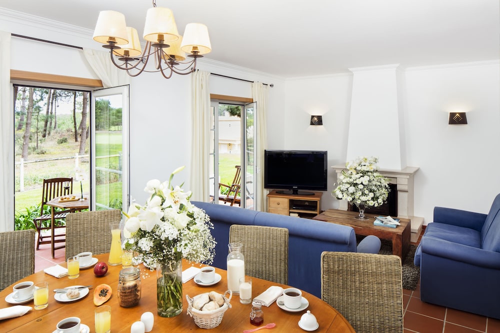 Standard Apartment, 3 Bedrooms, Garden Area - Photo 14
