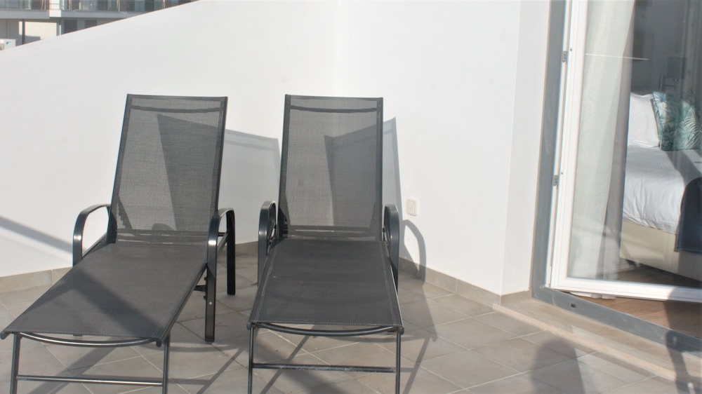 Superior Room, 1 King Bed, Terrace photo 3