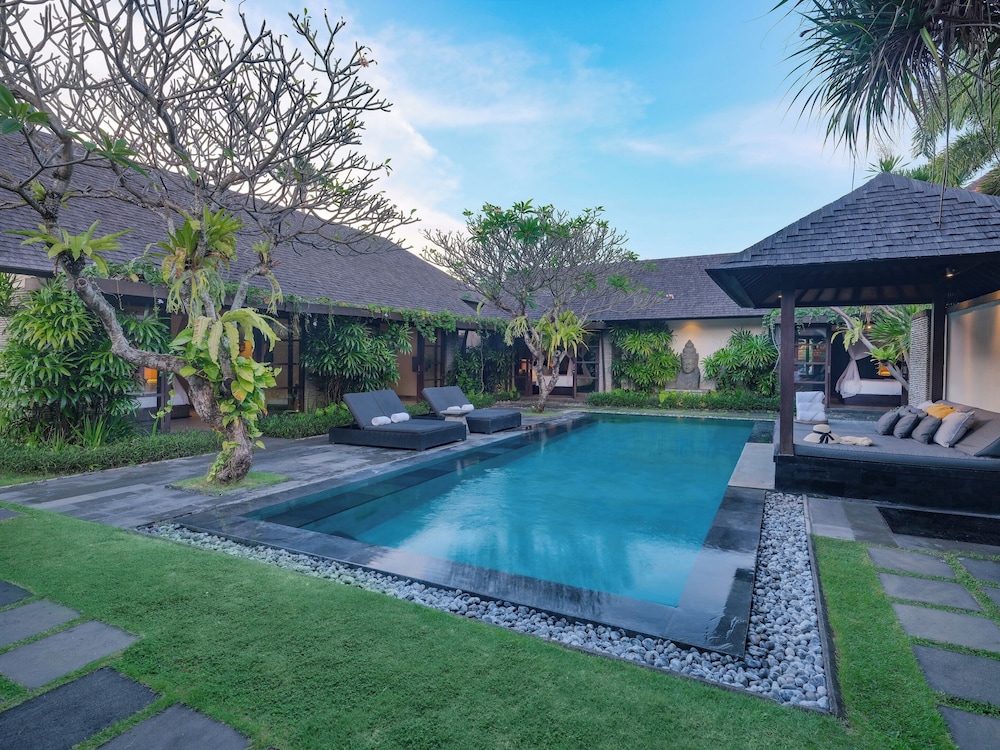 Presidential Villa, 4 Bedrooms - Photo 1