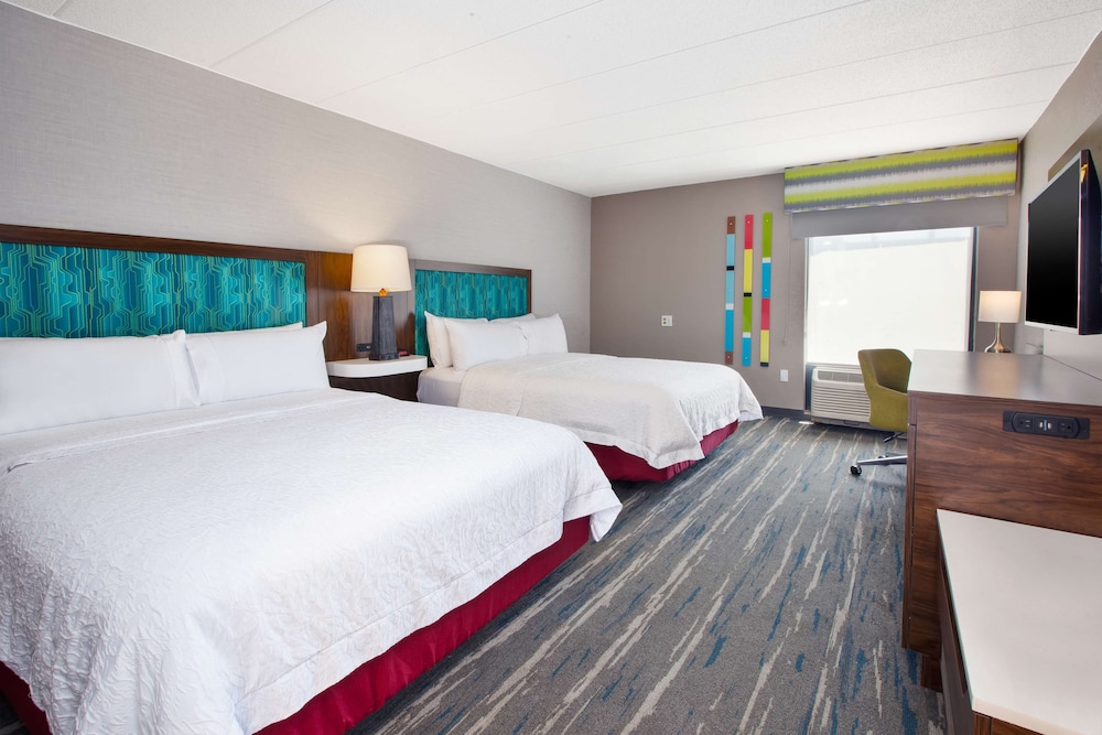 Room, 2 Double Beds photo 3