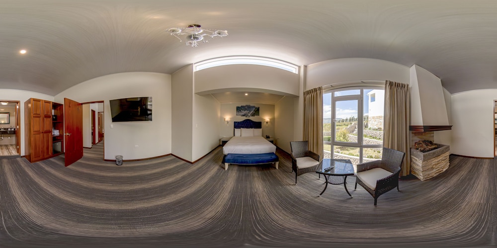 Family Suite, Multiple Beds, Balcony, Mountain View photo 1