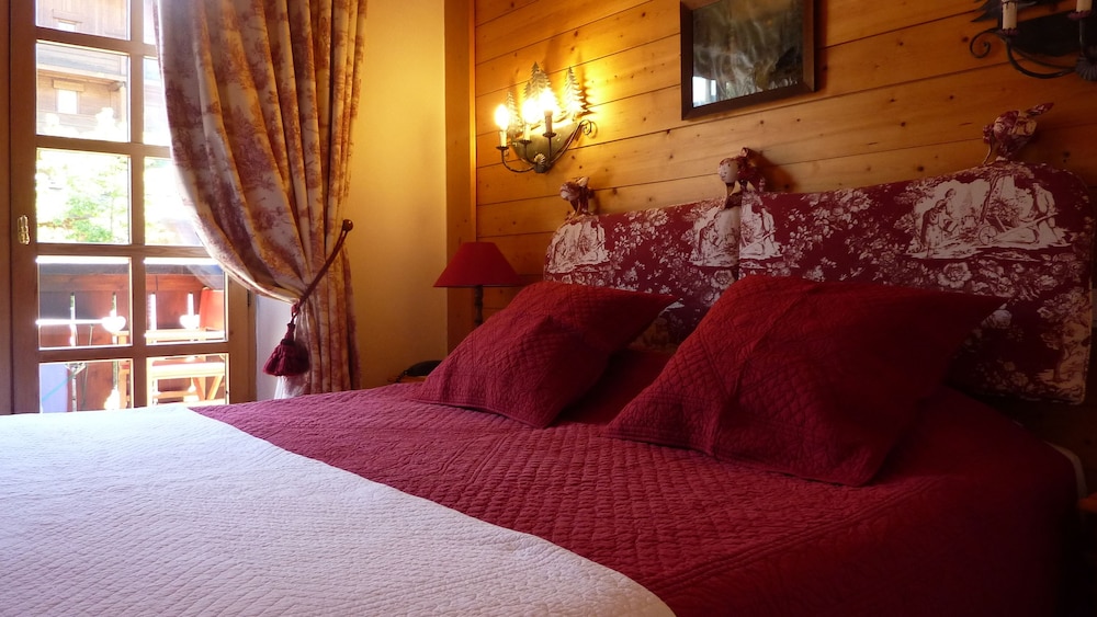 Superior Room, 1 Queen Bed - Photo 2