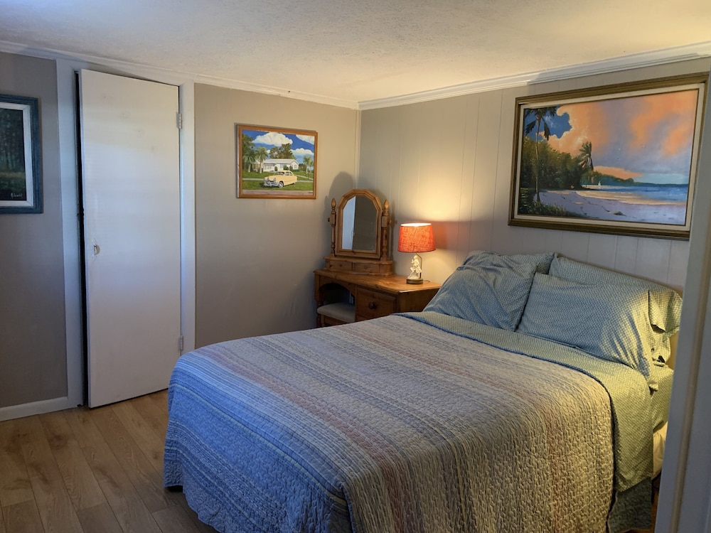 Deluxe Cabin