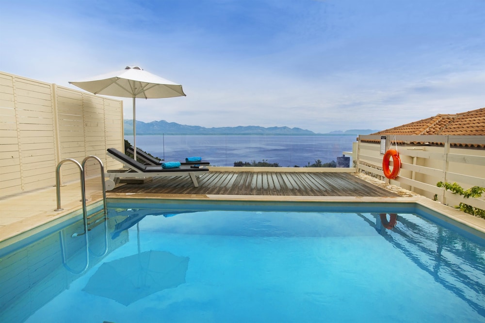 Suite, Private Pool photo 3