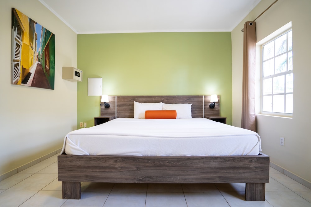 Grand Suite, 1 Bedroom, Non Smoking, Pool View photo 1