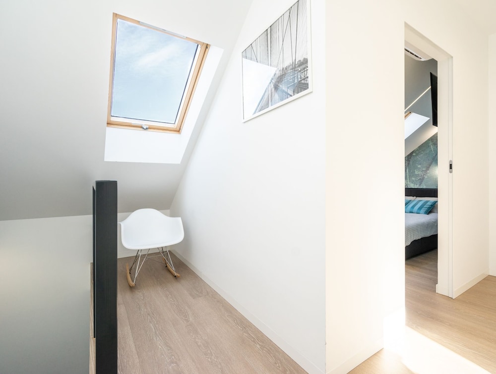Exclusive Apartment, 3 Bedrooms photo 2