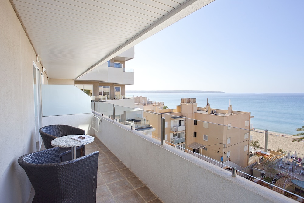 Standard Studio, Balcony, Sea View thumbnail 5