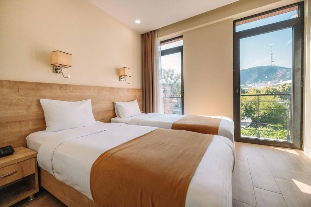 Standard Double or Twin Room photo 1