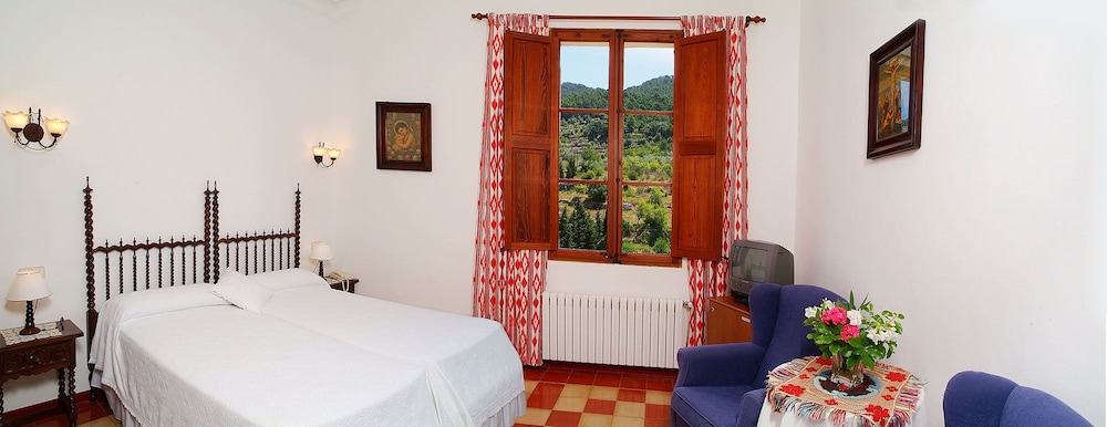 Standard Double Room photo 2
