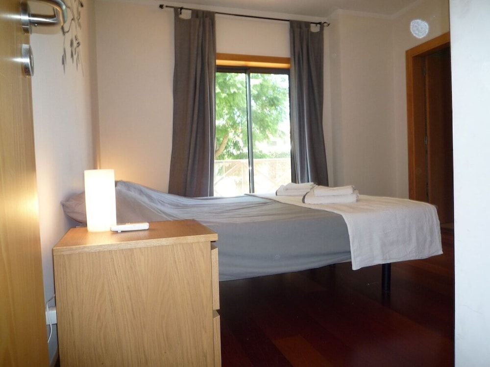 Luxury Ground-floor Appartment 5 Stars, 2 Bedrooms, 2 Bathrooms, Free Wifi, Bilde 3