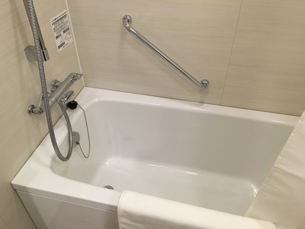 Deluxe Queen Room, Non Smoking - Photo 11