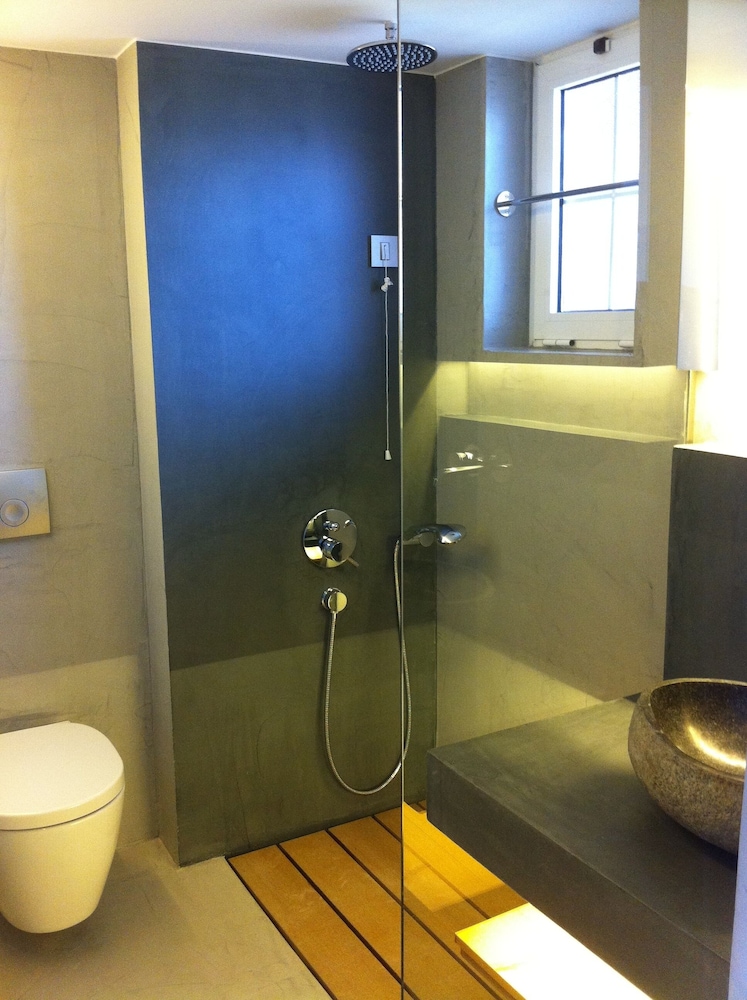 Standard Studio (Split Level) photo 2