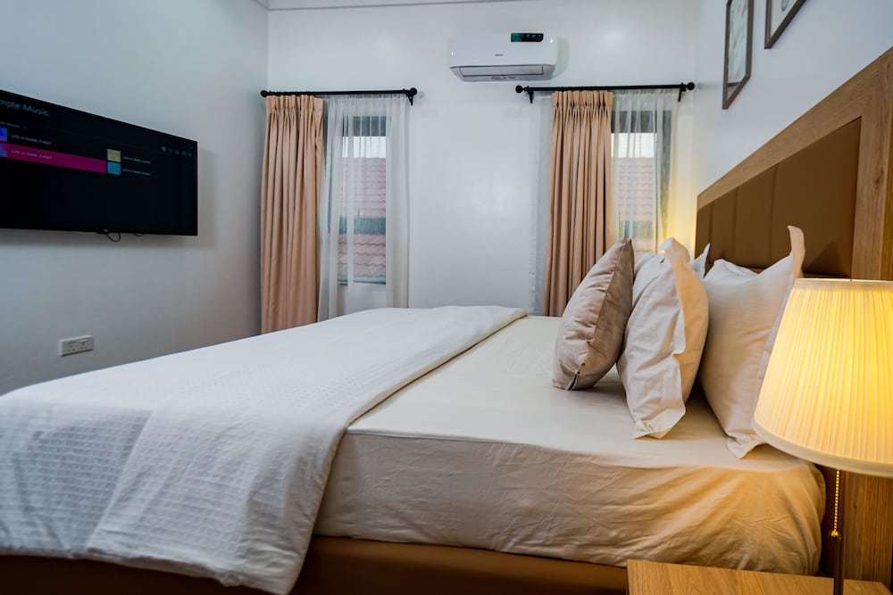 Premium Studio Suite photo 3