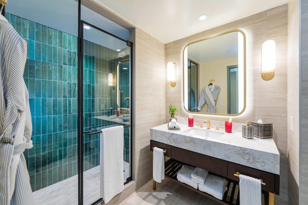 Suite, 1 King Bed With Sofa Bed (marbella Suite)