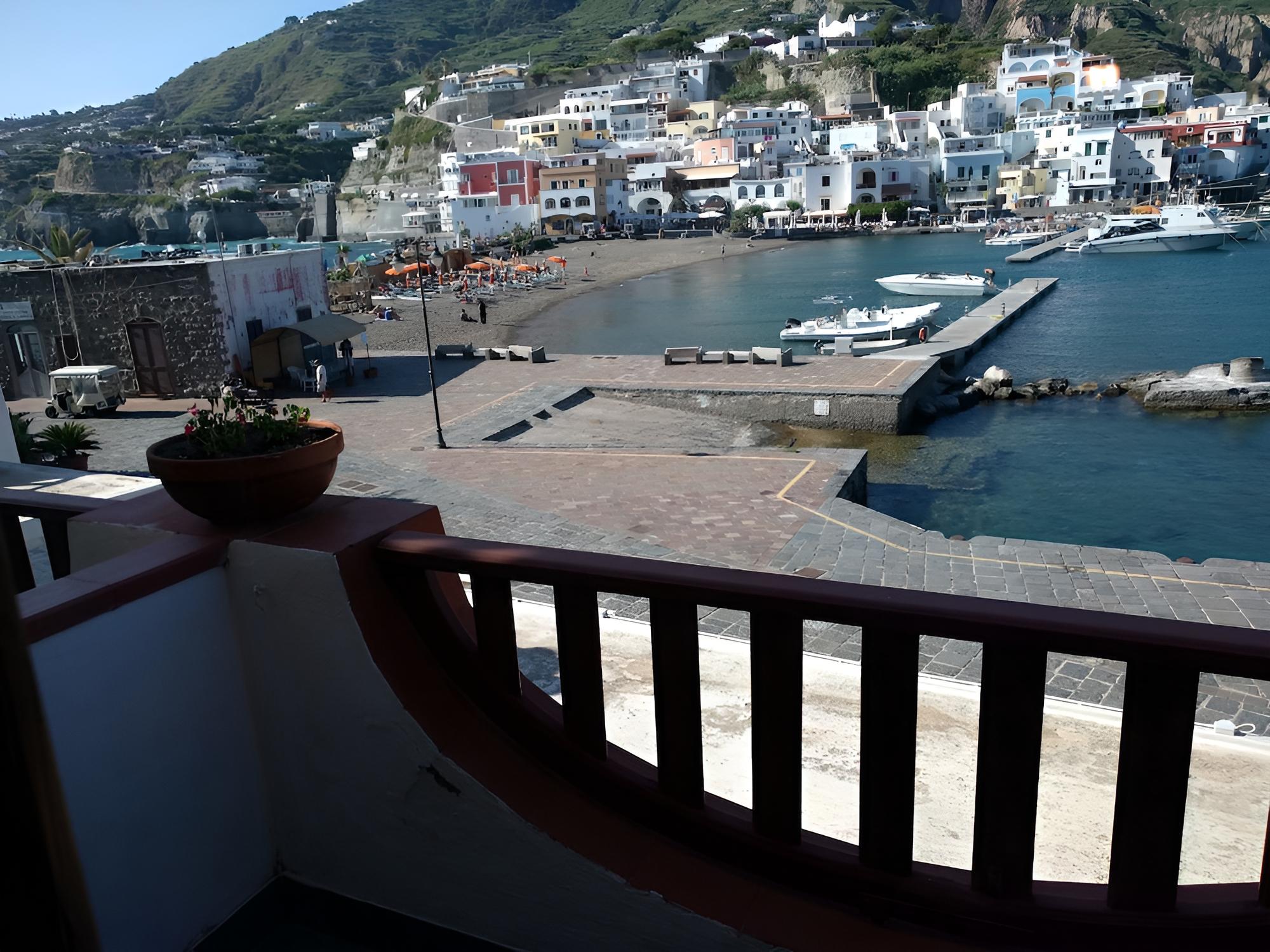 Double Room, Balcony, Sea View photo 3