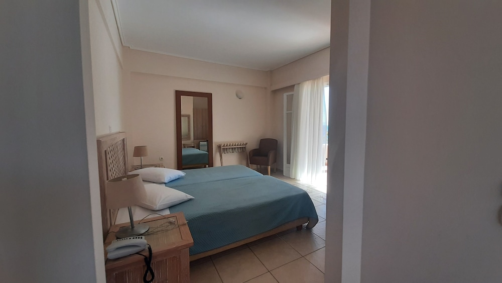 Family Apartment photo 2