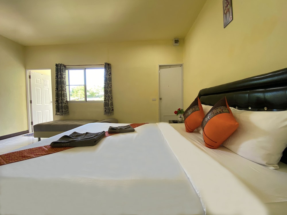 Superior Double Room, 1 Double Bed with Sofa bed, Garden View photo 1