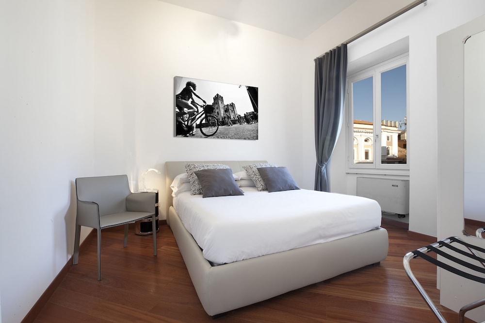 City Apartment, City View photo 1