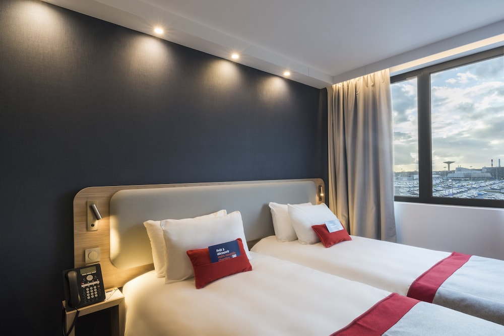Standard Room (Free Breakfast)