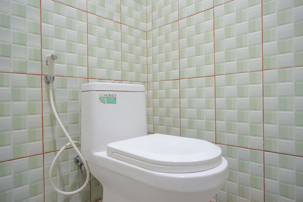 Twin Room (RedDoorz) photo 3