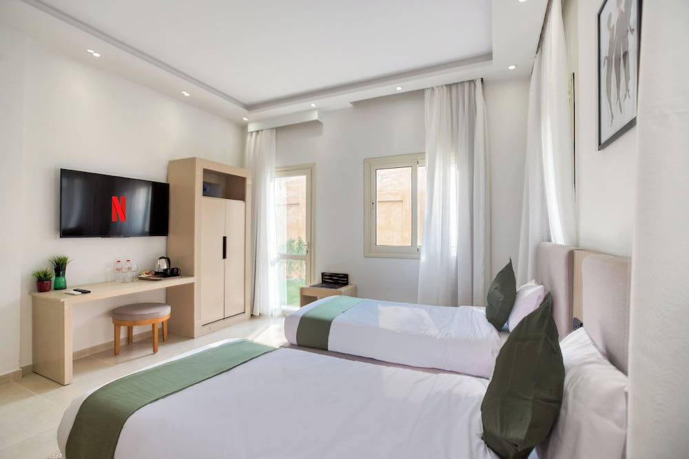 Deluxe Twin Room