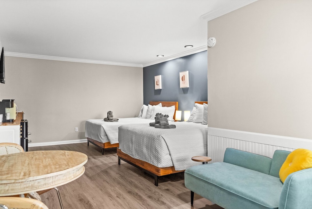 Double Queen Room photo 2