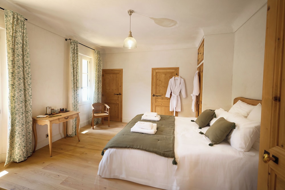 Superior Double or Twin Room, 1 King Bed, Garden View