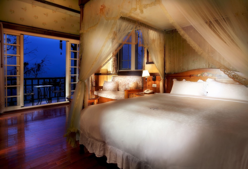 Honeymoon Double Room, Mountain View photo 2