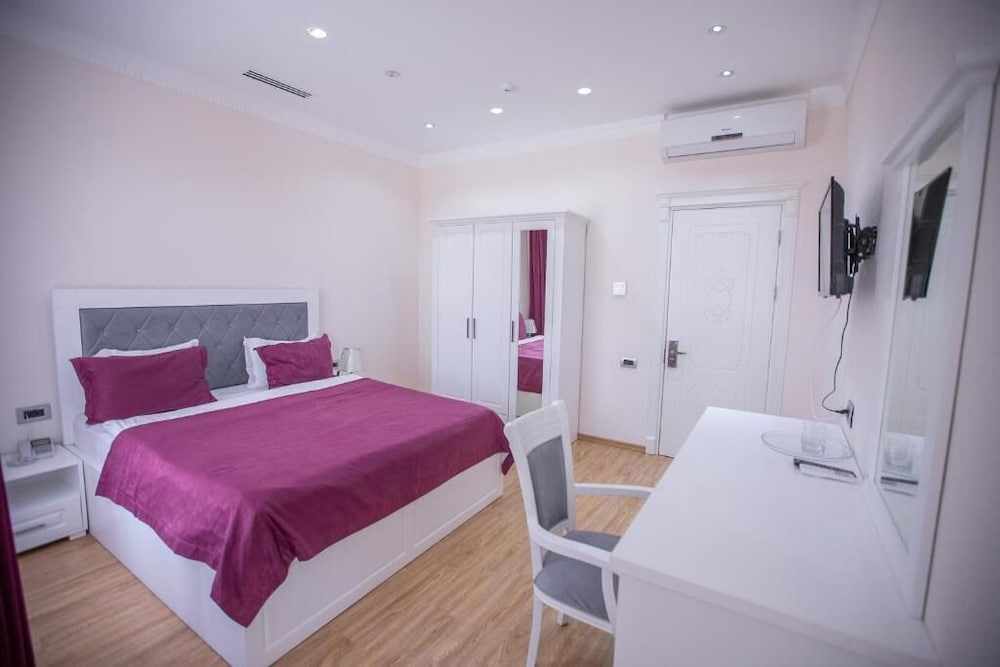 Junior Double Room, 1 Bedroom, Mountain View photo 3