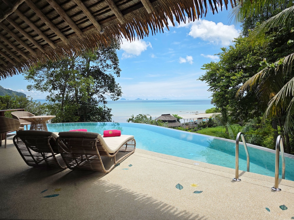 One Bedroom Seaview Pool Villa - Photo 1