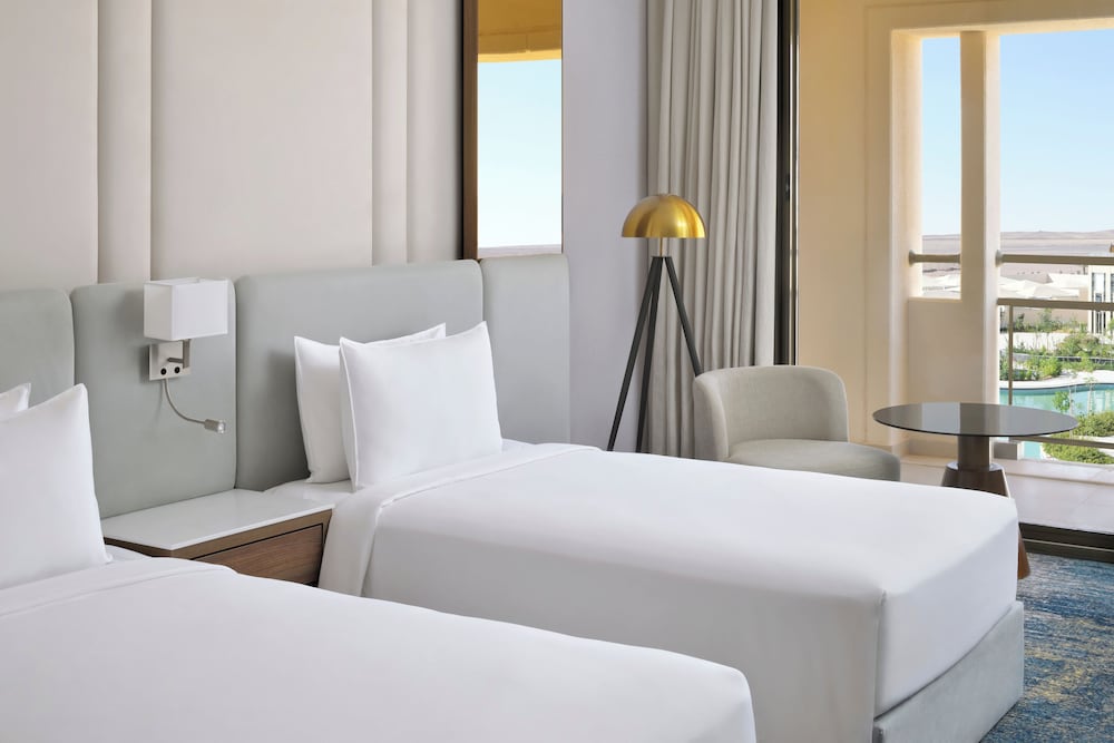 Superior Room, 2 Twin Beds photo 3