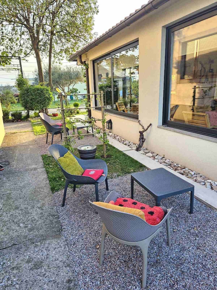 Panoramic Apartment, Courtyard View photo 1
