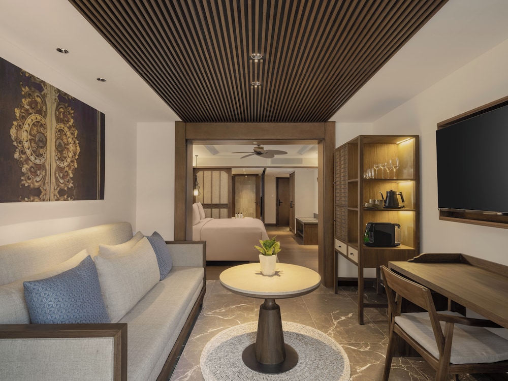 Connecting Junior Suite Lagoon Access (2+6)