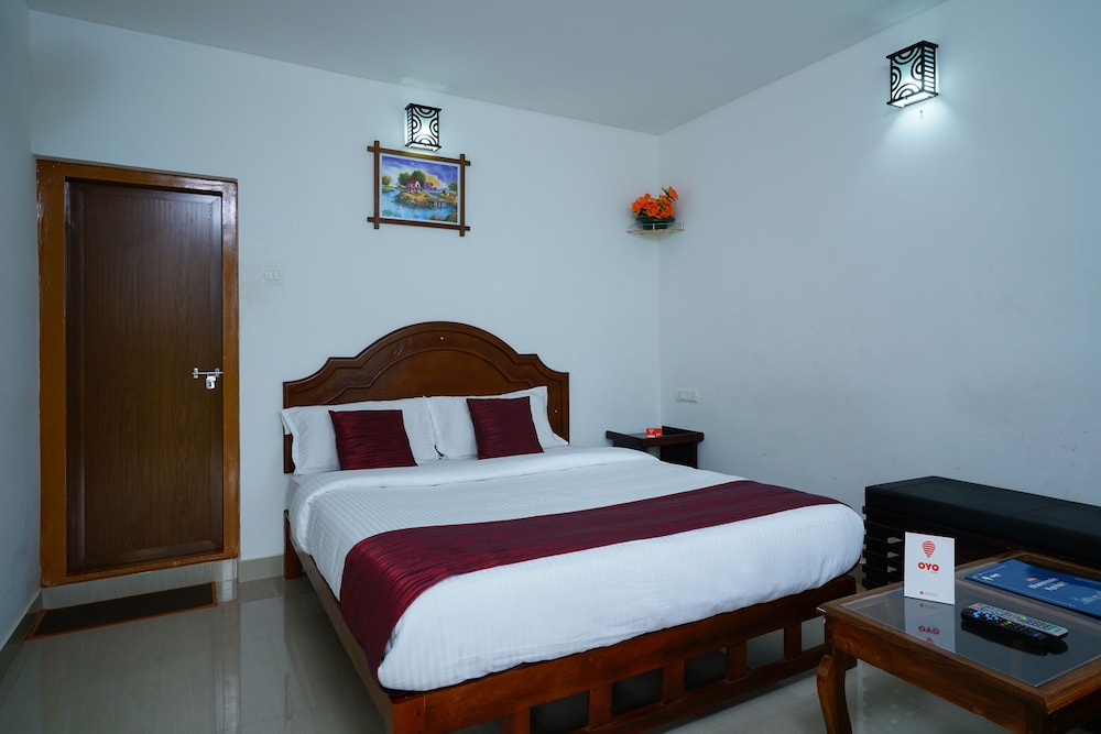 Deluxe Double Or Twin Room, 1 Queen Bed photo 3