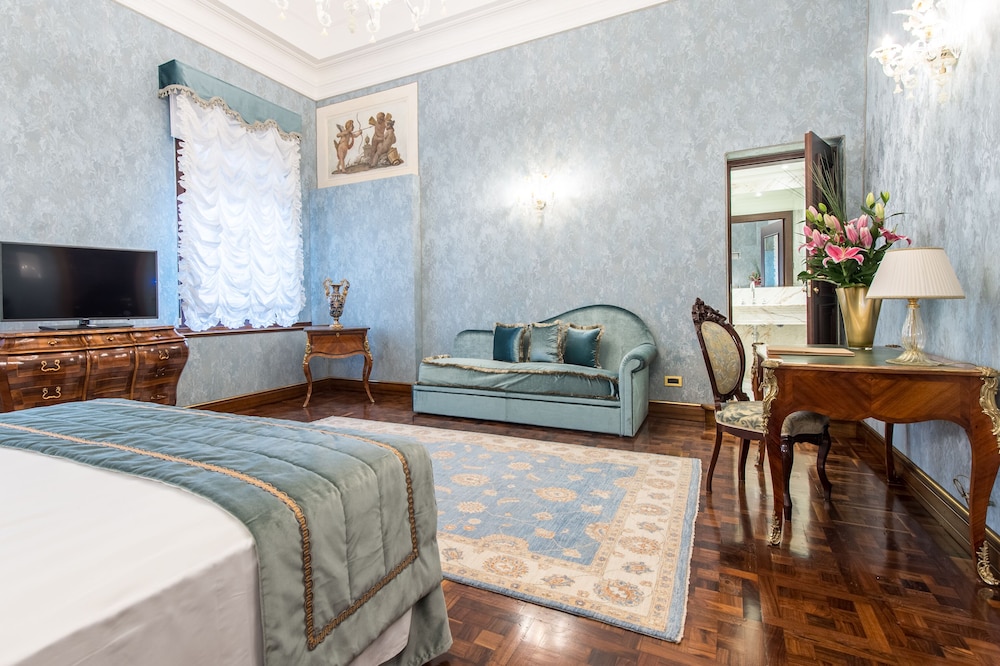 Junior Suite - Photo 10