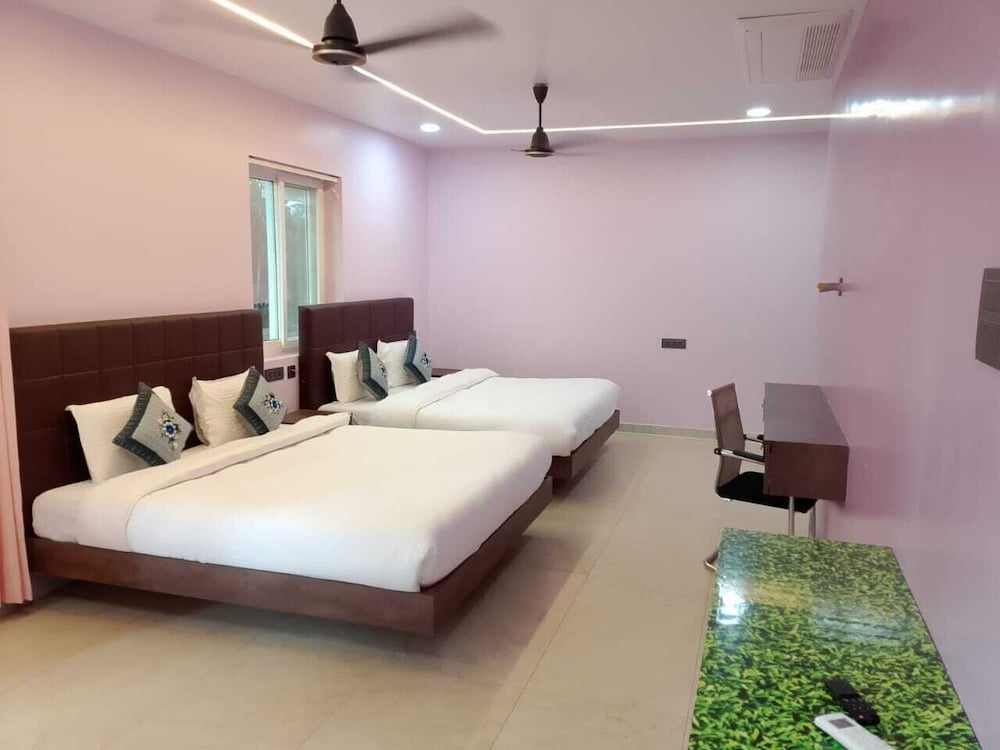 Family Double or Twin Room, Balcony