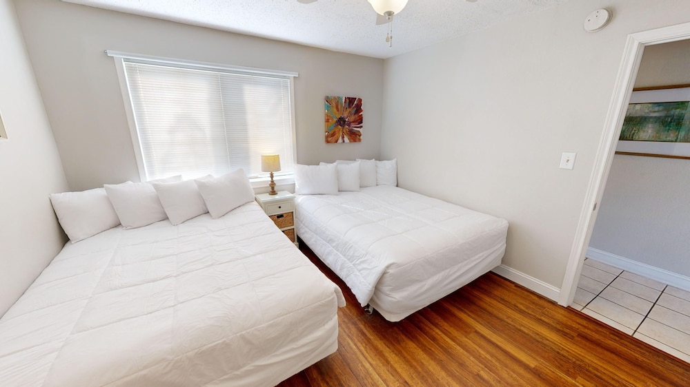 Townhome, 2 Bedrooms