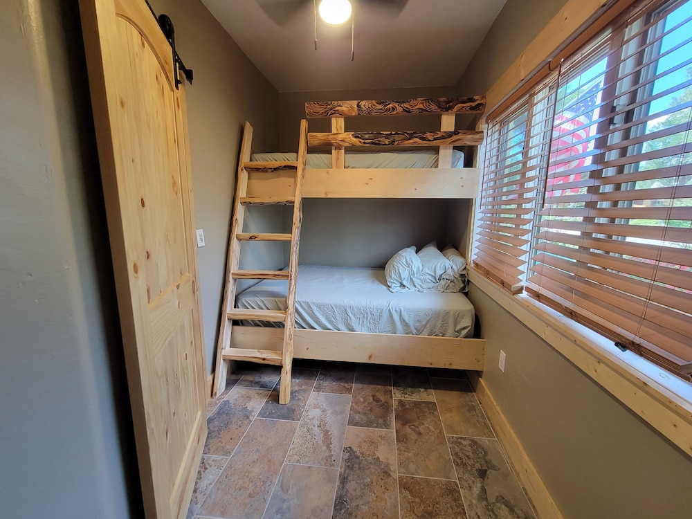 Family Apartment, 2 Bedrooms photo 1